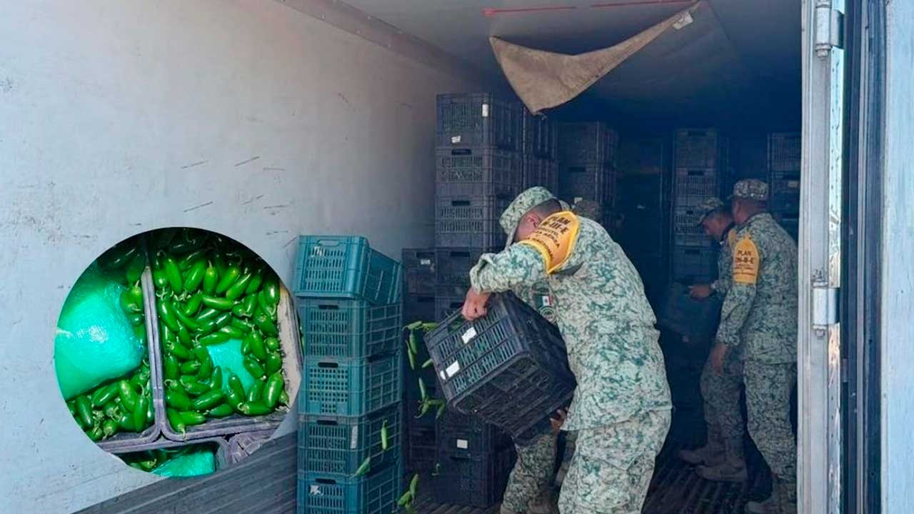 Ejército mexicano decomisa una tonelada de droga entre cajas de chile en frontera con EEUU