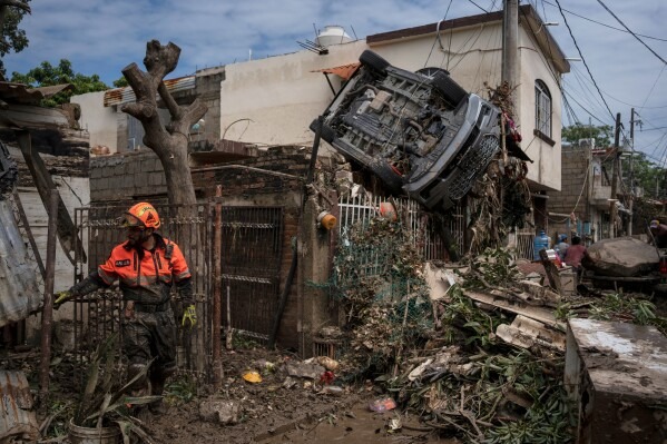 Belice se solidariza con México tras las fuertes lluvias que dejaron al menos 64 muertos