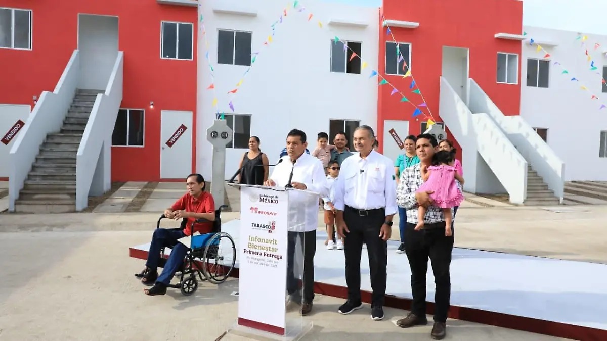 INFONAVIT realiza Feria de Promoción de Viviendas del Bienestar en Huimanguillo
