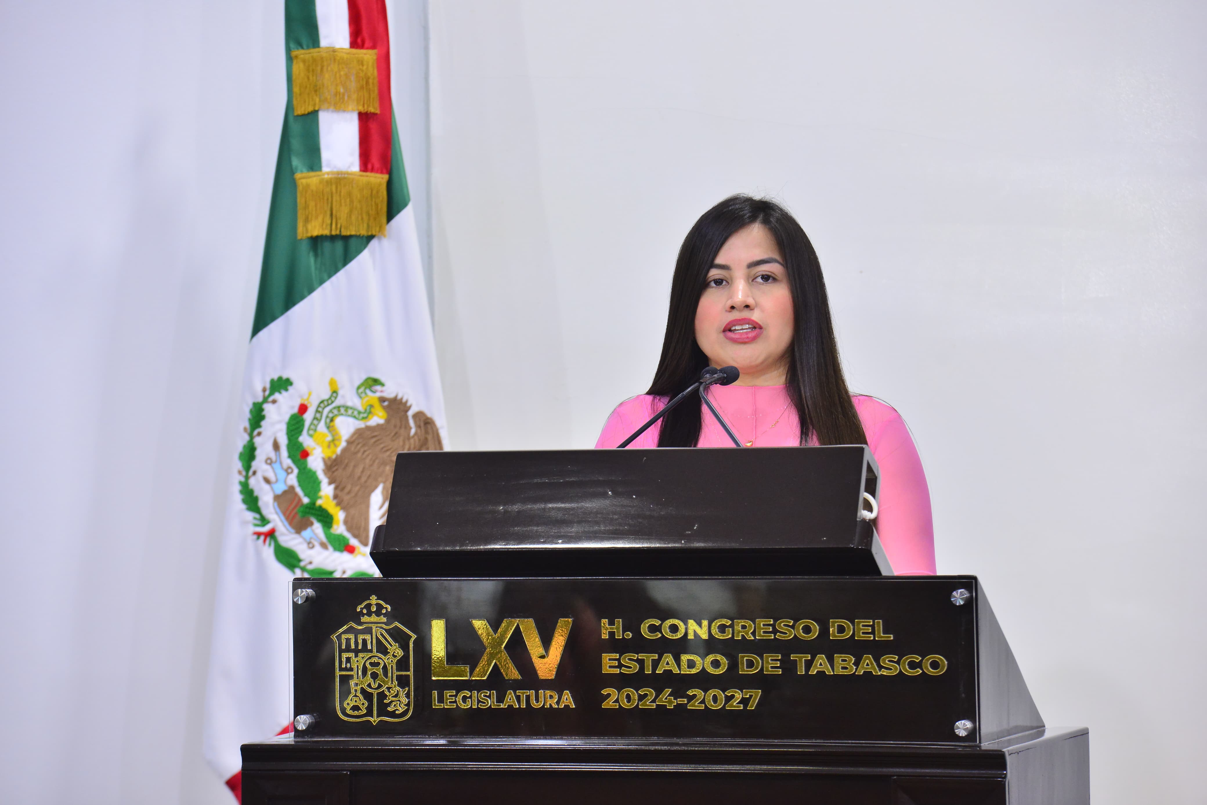 Invaluable labor del personal del sector salud en la prevención del cáncer de mama: Sofía Arenazas