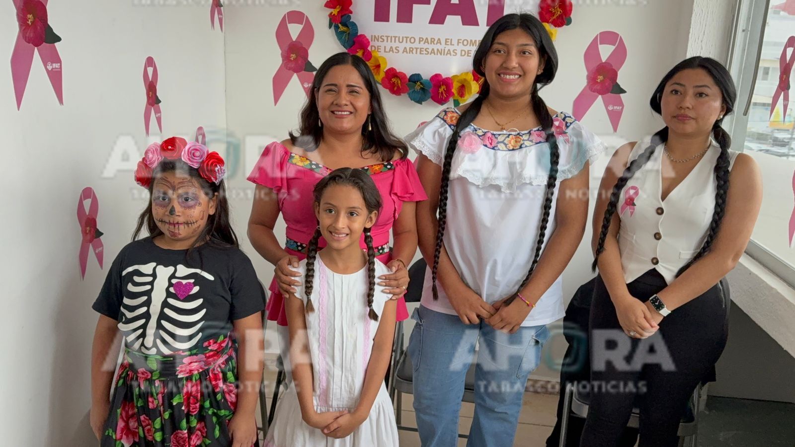 Artesanas del IFAT se unen para apoyar a mujeres con cáncer de mama