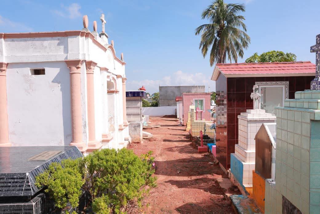 Listos panteones de Centro para recibir visitantes por Día de Muertos: Yolanda Osuna