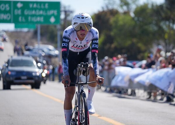 El mexicano Isaac del Toro conquista un nuevo título nacional en prueba de ruta