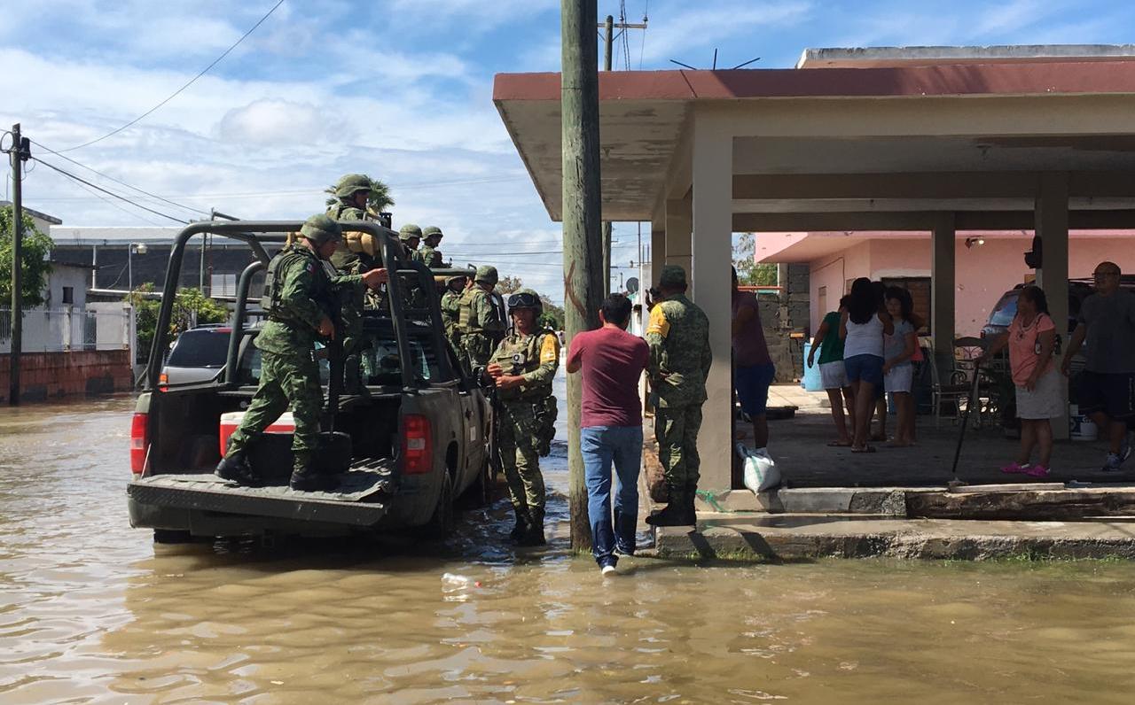 Implementan Plan DN-III-E en Suchiate por fuertes lluvias y desbordamiento del río