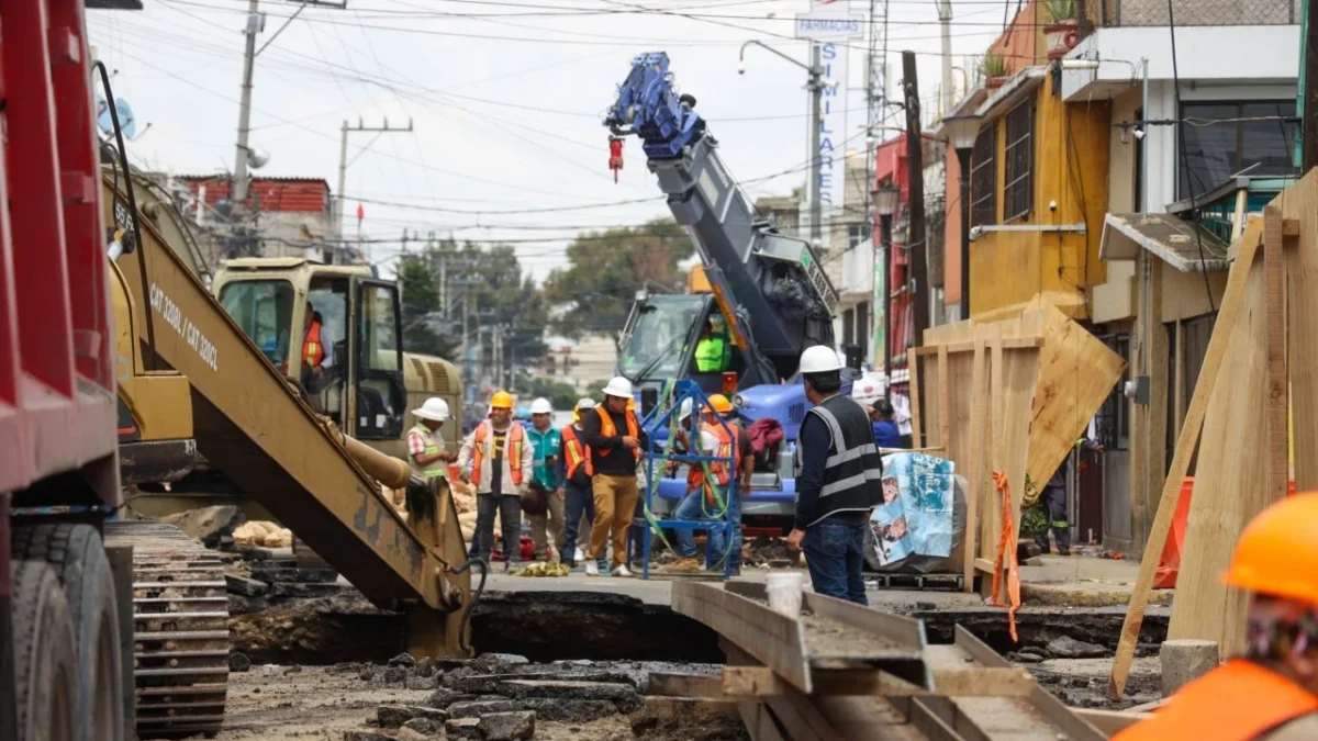 Reparación del mega socavón en Iztapalapa registra 70% de avance: Segiagua