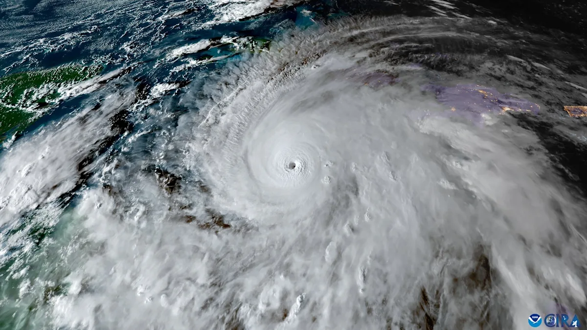 Huracán “Melissa”, de categoría 5, azota Jamaica con vientos y lluvias devastadores