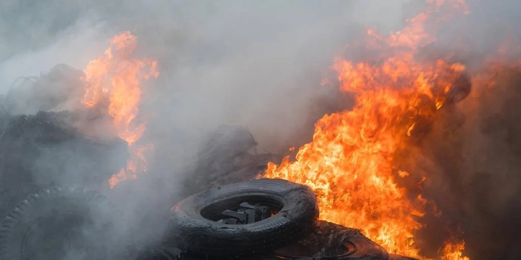 Humo tóxico afecta a niños de escuela en Ecuador, que ahora están «fuera de riesgo»