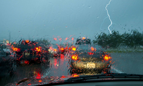 Procivy alerta por lluvias fuertes y rachas de viento en la costa de Yucatán