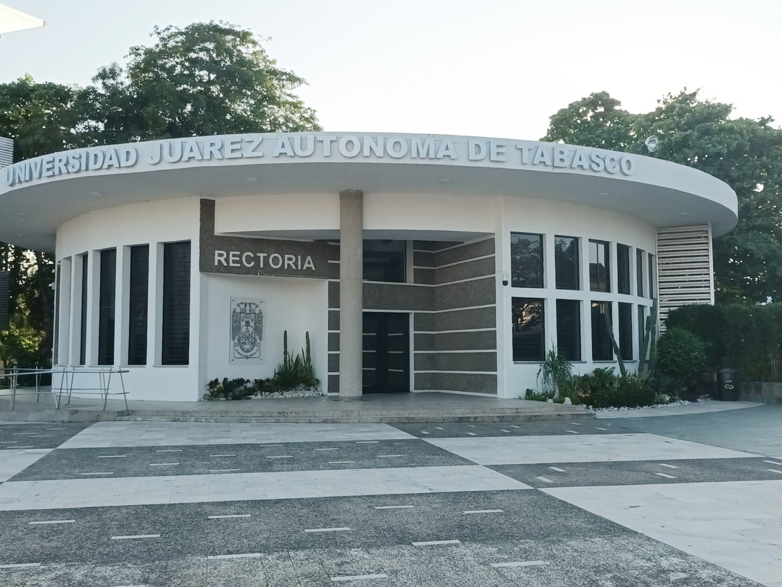 Presupuesto de la UJAT podría reflejar un aumento del cuatro por ciento: GNO