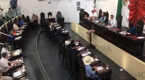 Llamado a cumplir con sus obligaciones de asistir a la entrega del Primer Informe de Gobierno: Marcos Rosendo Medina Filigrana