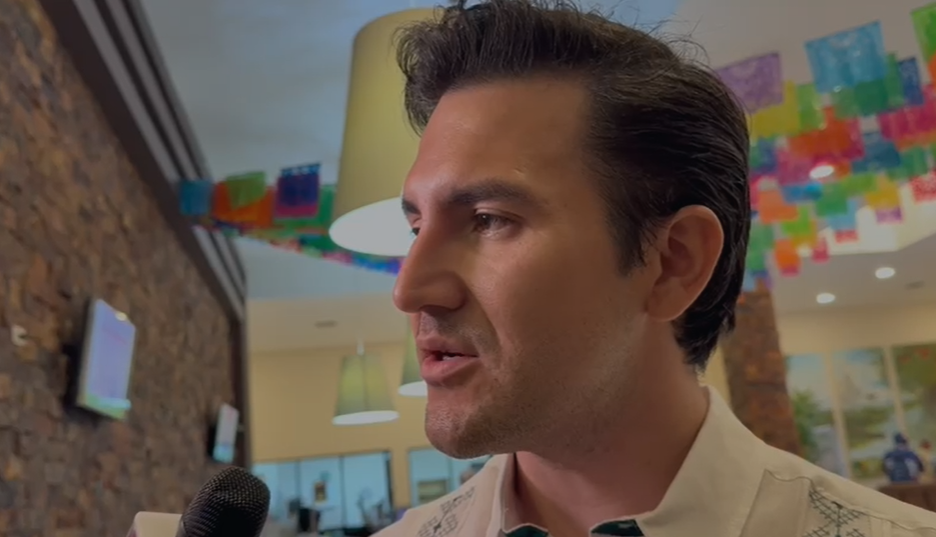 Alexis Roque Zavala asume presidencia del Consejo de Jóvenes del CCET