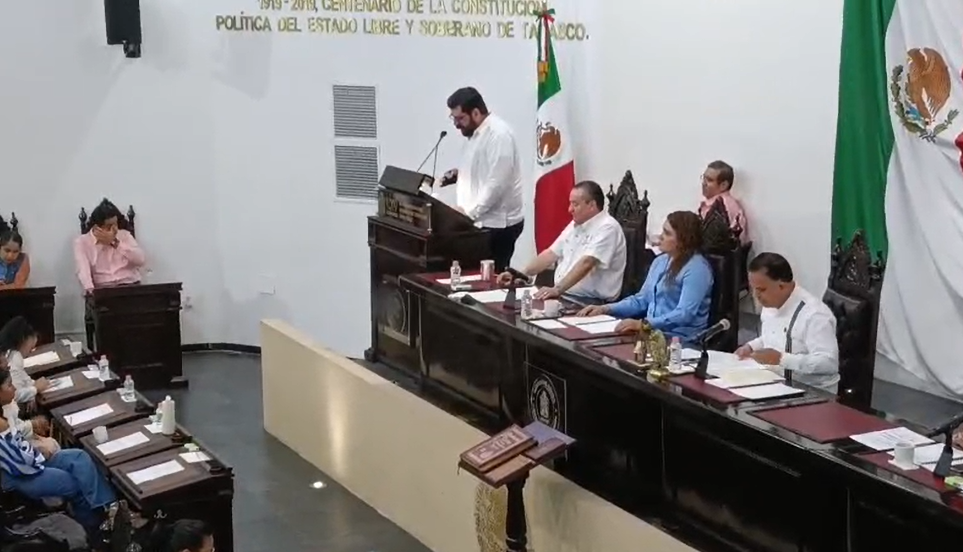 El pueblo decide y el gobierno obedece: Daniel Casasús Ruz