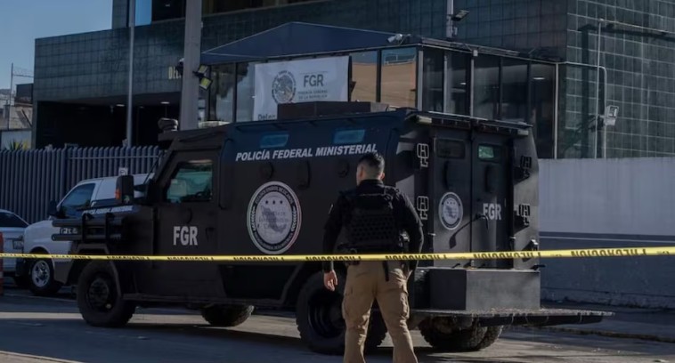 FGR obtiene sentencia contra 4 personas por hasta nueve años de prisión por el aseguramiento de armas y narcótico