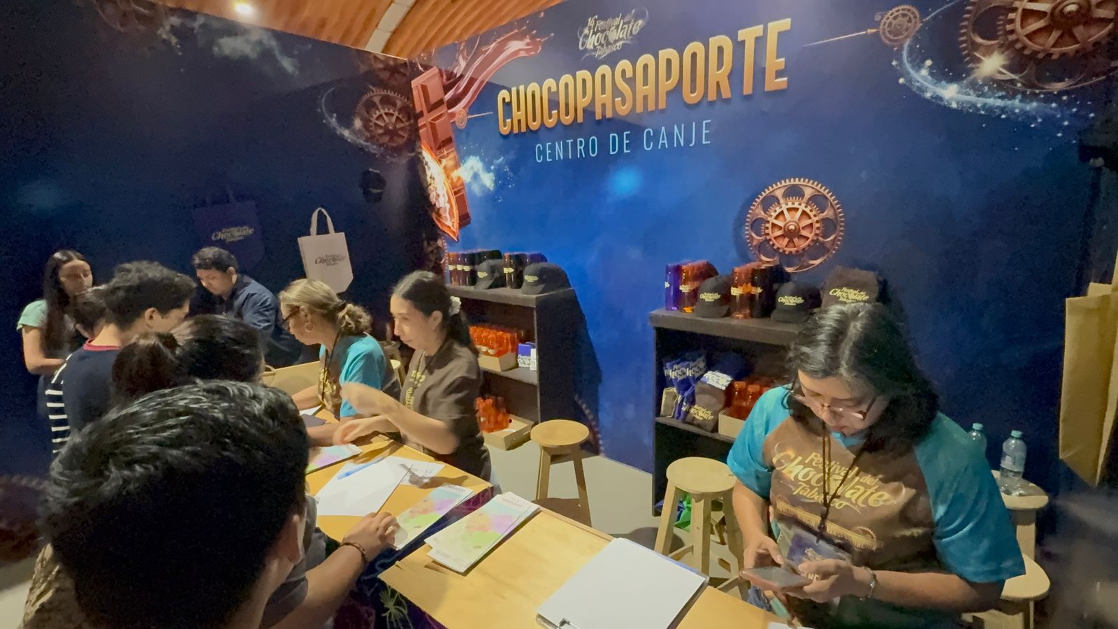 Inaugura Javier May la 14ª edición del Festival del Chocolate 2025