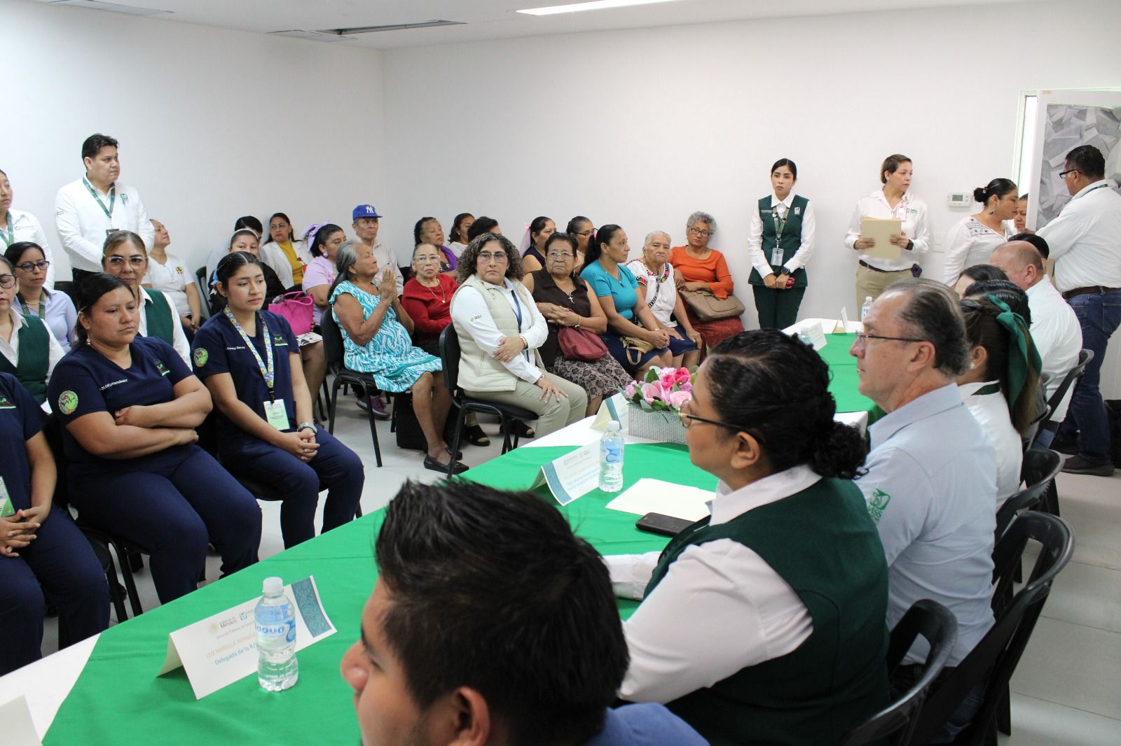 IMSS Bienestar honra a parteras e inaugura huerto medicinal en Buenavista