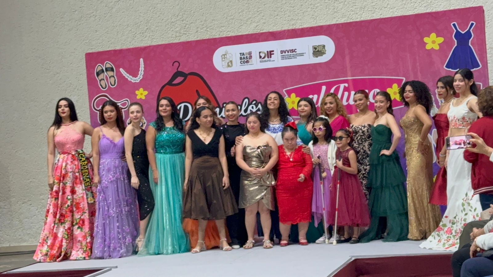 Inaugura DIF Tabasco el bazar con causa “De mi clóset al tuyo”