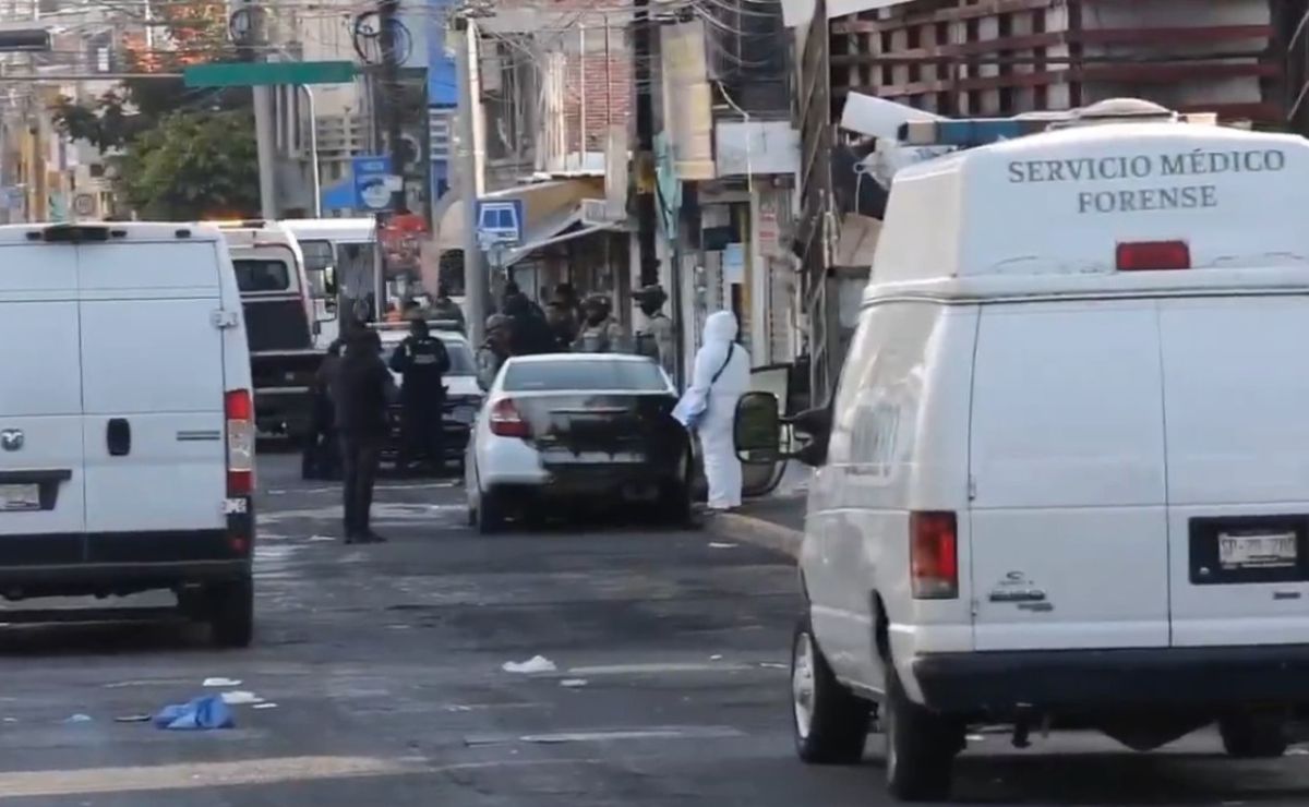 Ataque en bar de Puebla deja tres meseros y dos bailarinas muertos