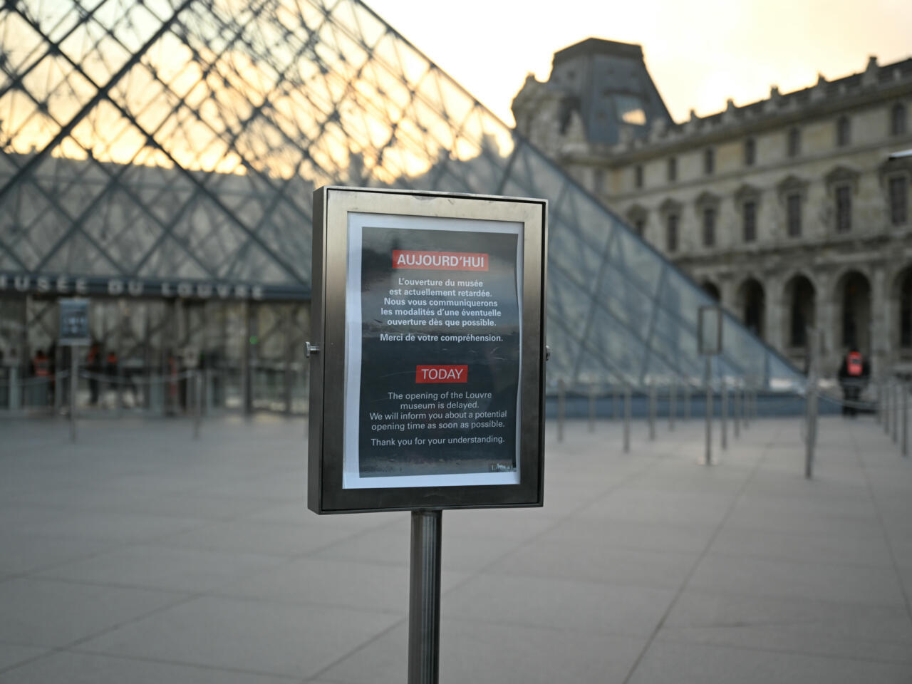 El Louvre reabre parcialmente a pesar de la huelga de sus trabajadores