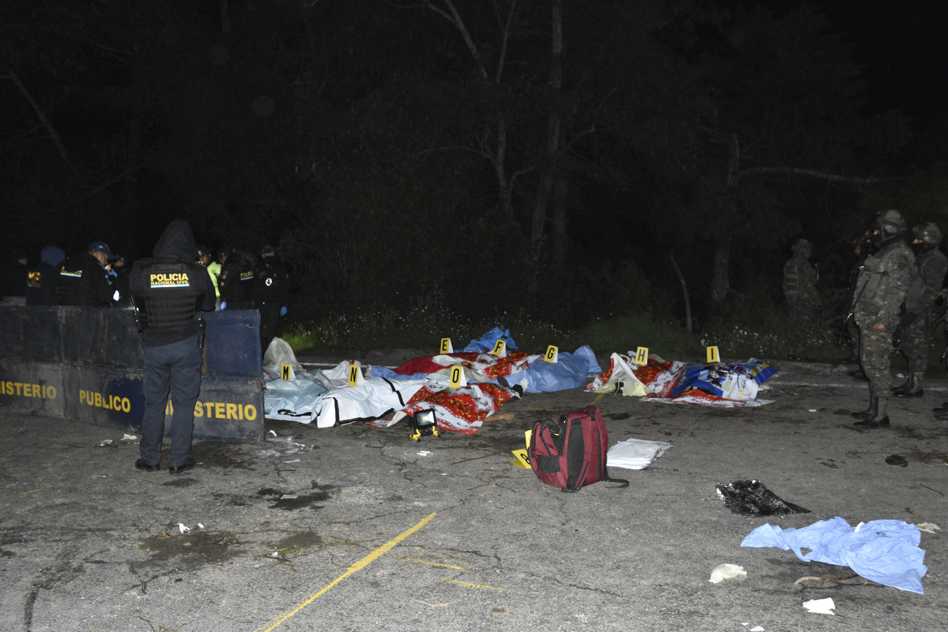 Al menos 15 personas muren en accidente de autobús en el oeste de Guatemala