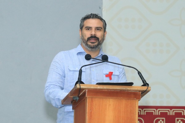 Hay que hablar del VIH con responsabilidad y sin tabúes: Calderón Alipi