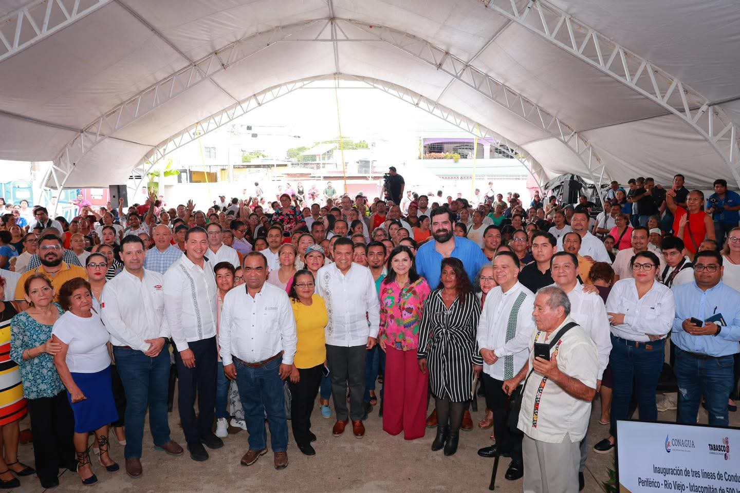 Entregan obras de agua potable para más de 100 mil habitantes en Centro