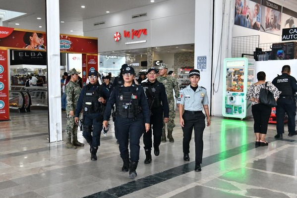 Realizan recorridos de vigilancia y proximidad social para fortalecer el Operativo Navidad Segura