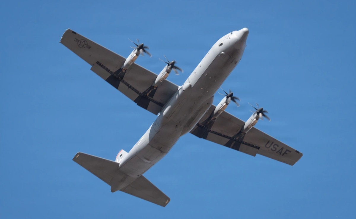 Gobierno de México asegura que avión militar de EE.UU. que llegó al Aeropuerto de Toluca estaba autorizado