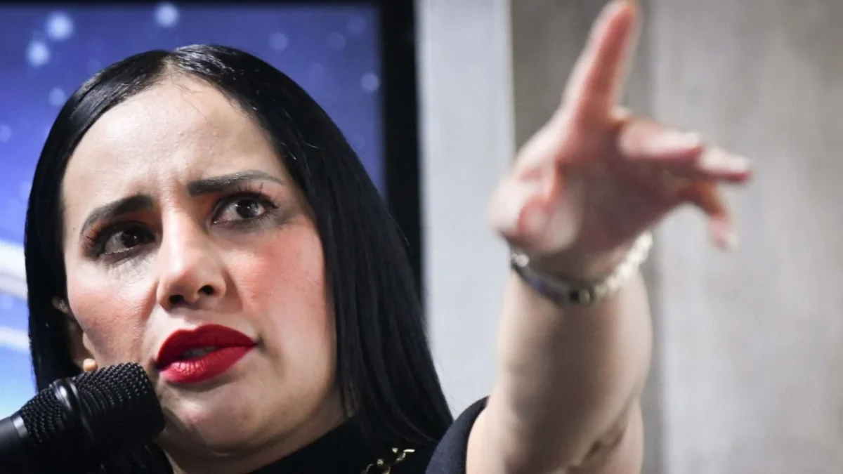 Sandra Cuevas lanza convocatoria laboral para sus empresas