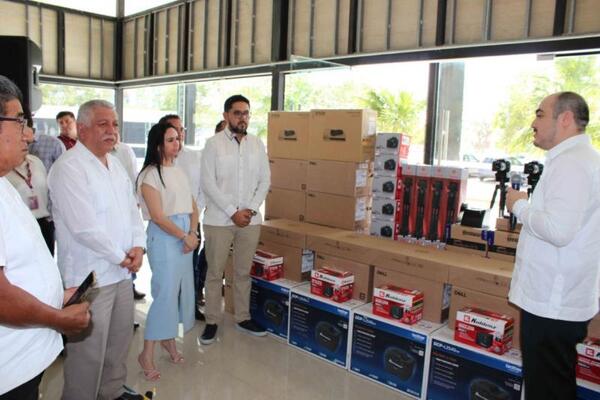 Gobierno del Estado moderniza el Registro Civil con nuevo equipo tecnológico
