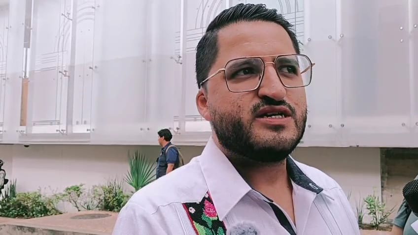Acusa subsecretario de Gobierno «grilla» de la oposición y compara nacionalismo con nacionalsocialismo