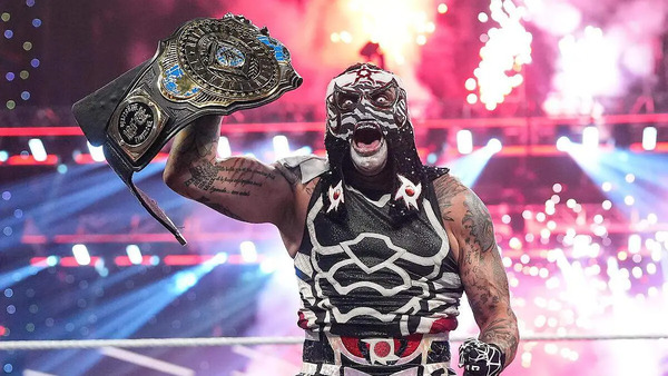 Penta Zero Miedo es campeón de la WWE