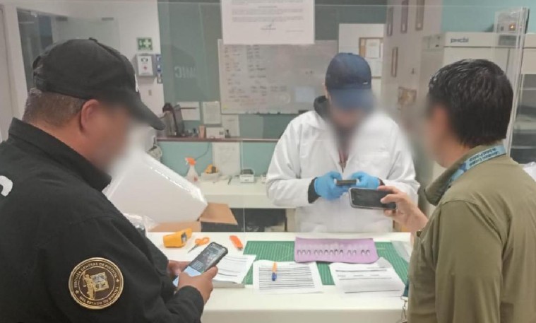 Contaminación bacteriana, posible causa de muertes por sueros vitaminados en Sonora: David Kershenobich