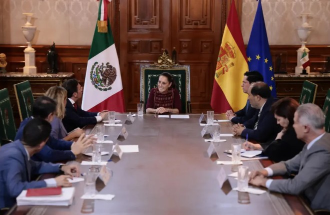 Sheinbaum dialoga con ministro Albares sobre «cooperación» entre México y España