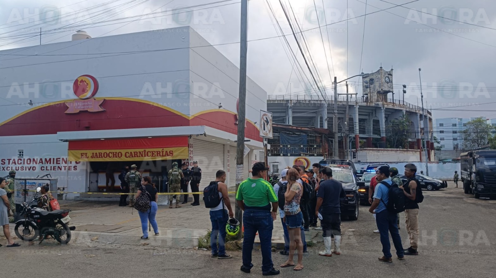 FGE investiga homicidio en negocio de Villahermosa