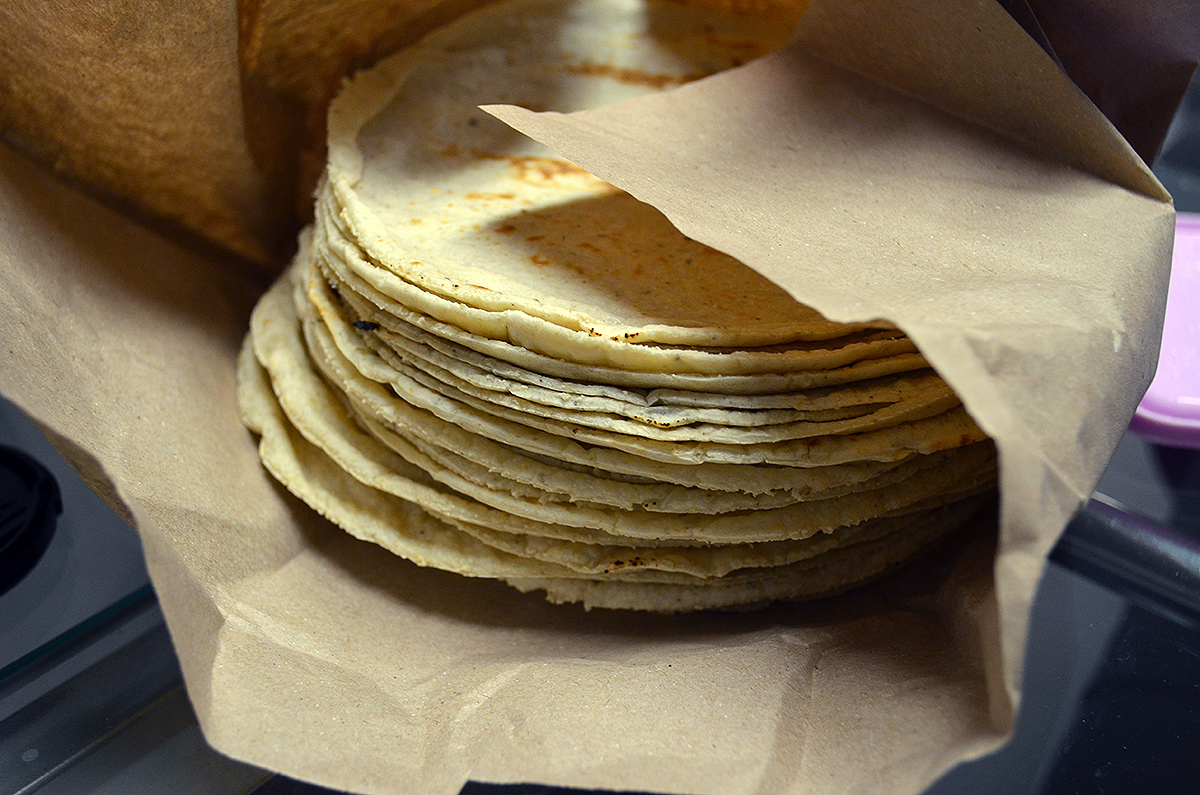 Tortilla se mantiene en 26 pesos en Tabasco