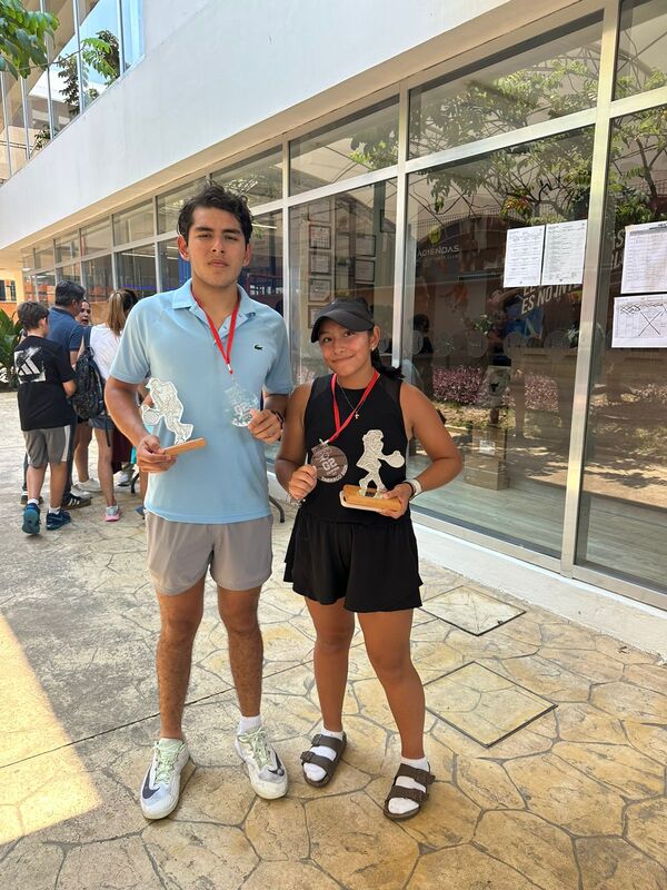 Hermanos Sala se coronan campeones en torneo nacional