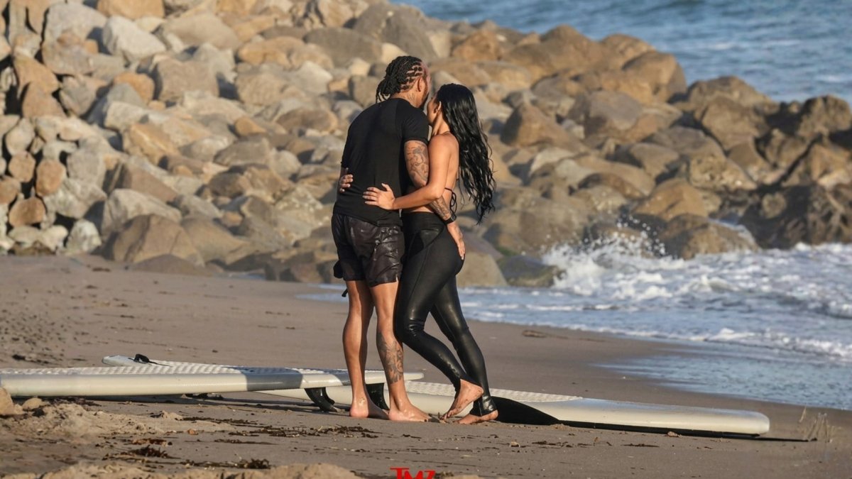 ¡Enamorada! Kim Kardashian comparte su primera foto con Lewis Hamilton en redes sociales