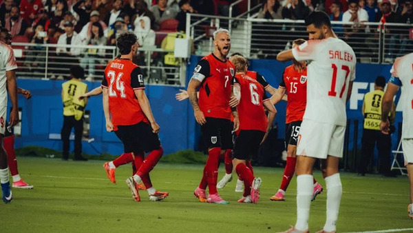 Austria sumó sus primeros tres puntos ante Jordania