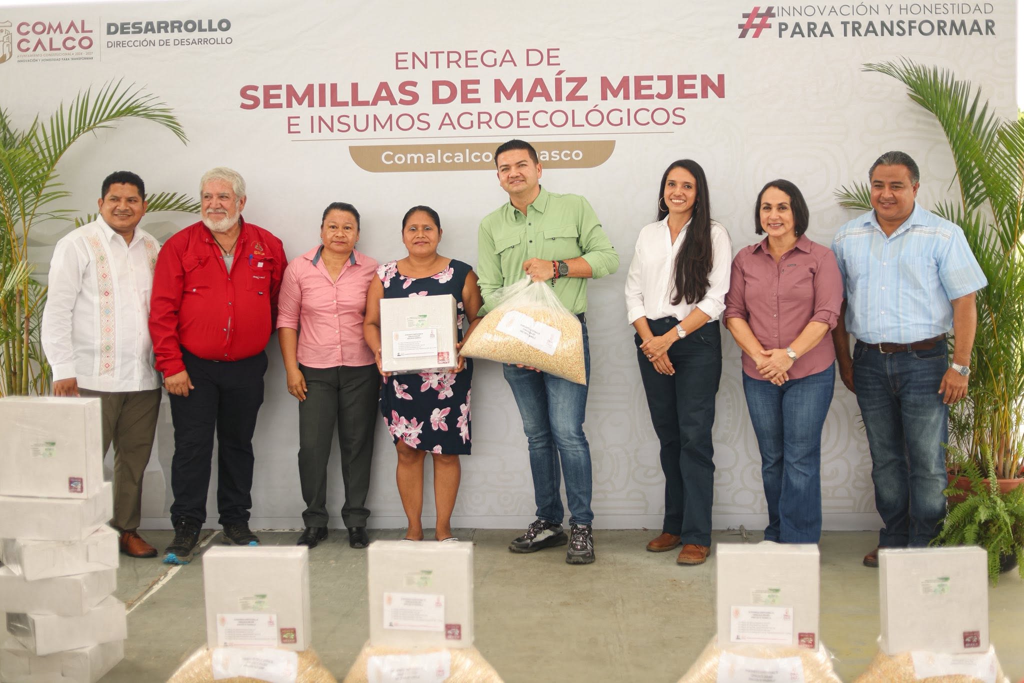 Comalcalco impulsa el campo con semillas y tecnología
