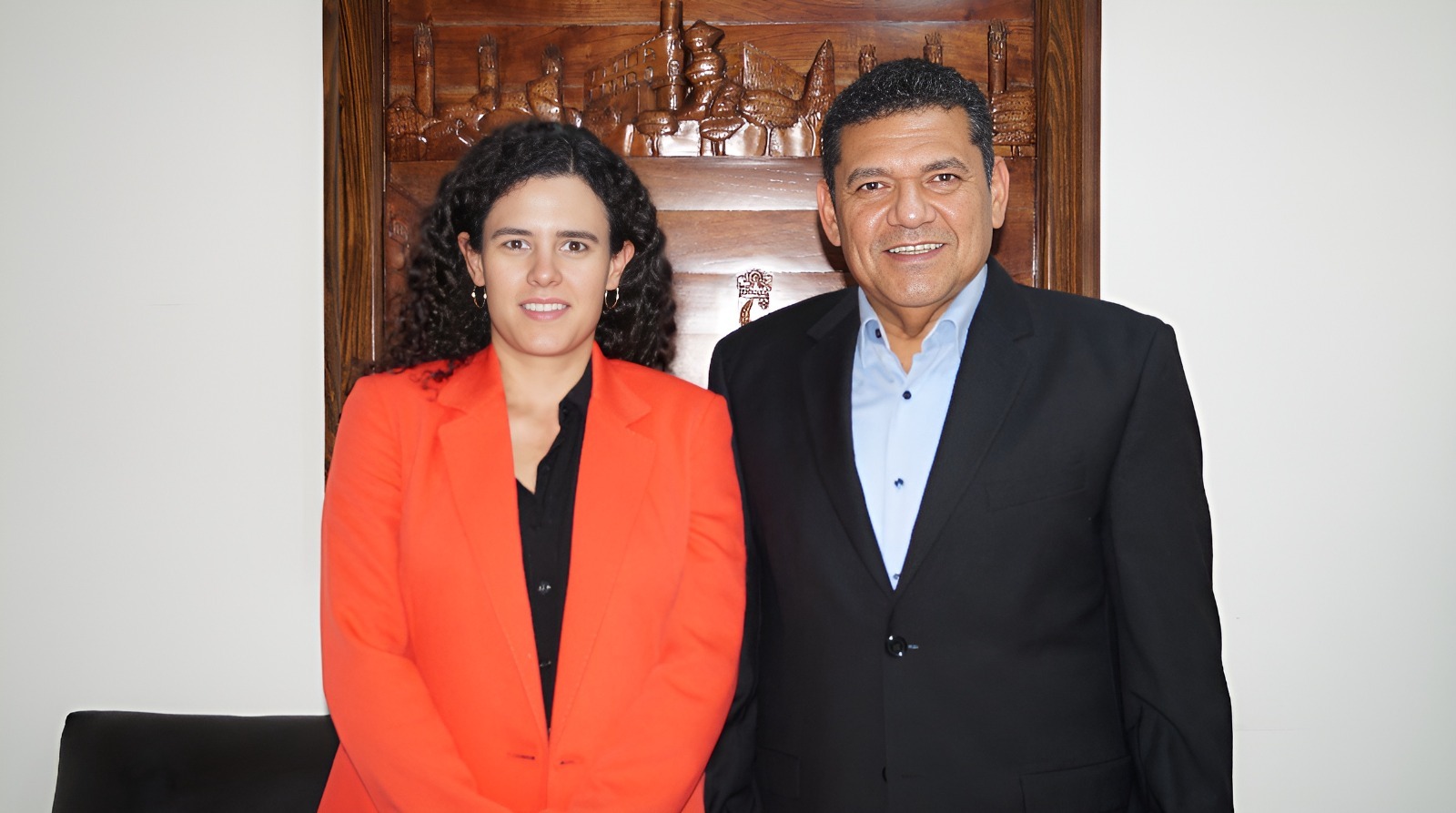 May y Luisa Alcalde fortalecen coordinación