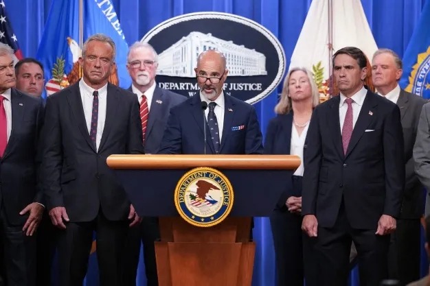 Cártel de Sinaloa y CJNG son la ‘prioridad número uno’ de la DEA, afirma su director Terry Cole