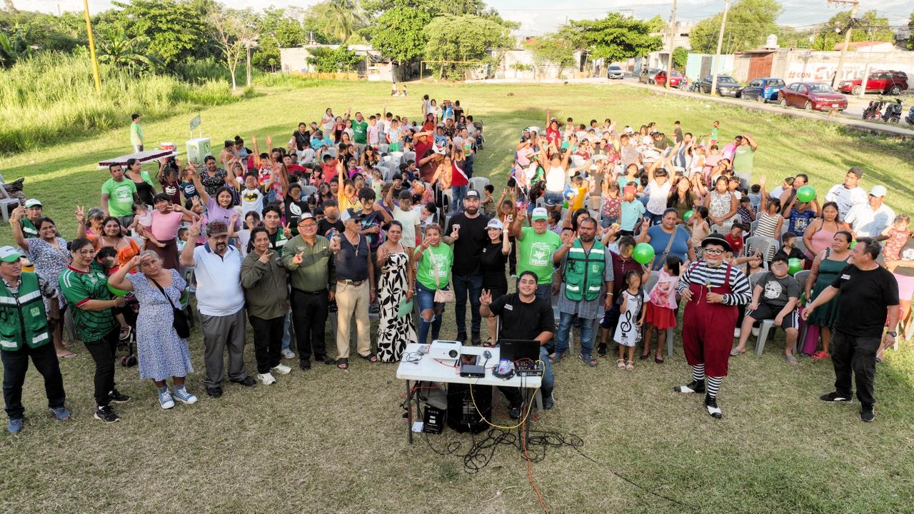Miguel Moheno acerca acciones de protección animal y convivencia familiar a la colonia Cañales