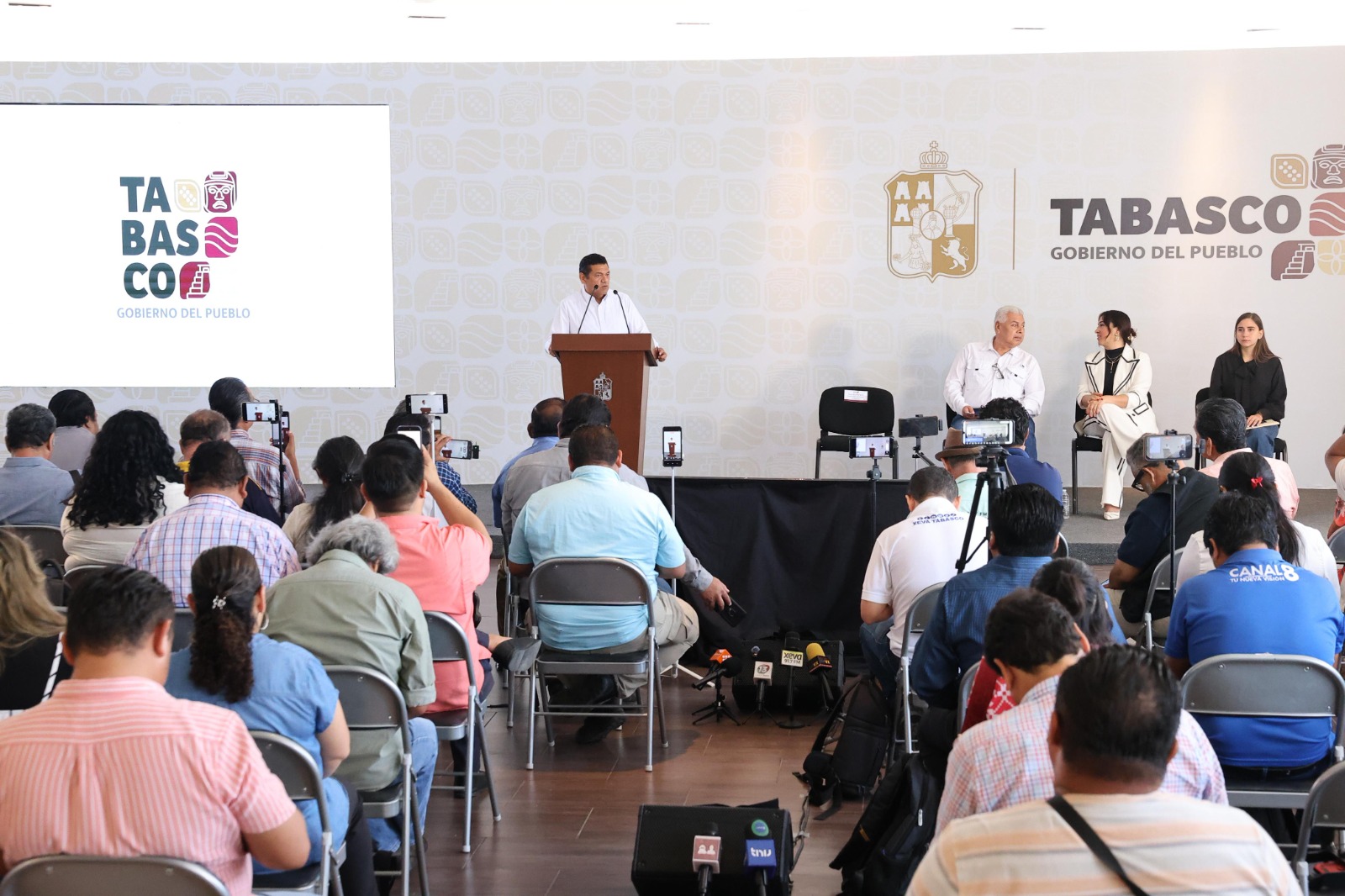 Transformación de Tabasco mantiene el paso con más obras estratégicas, vivienda y gobierno en territorio: Javier May